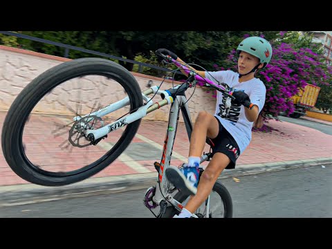 MİRAÇ’a YENİ ENDURO ALDIK ! ÇAĞAN’a BMX TOPLADIK ! AKSİYON DOLU VLOG