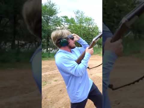 Elephant gun fail! (@LunkersTV)