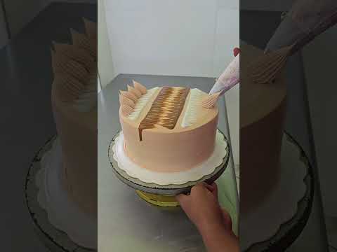 esta es la manera mas facil para decorar una torta como un profecional