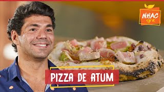 Pizza de atum com azeitona, abacate e tomate tostados na brasa | Felipe Bronze | Perto do Fogo
