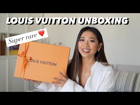 VERY RARE LOUIS VUITTON HANDBAG UNBOXING! + Special guest 💖