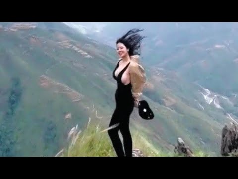 She Didn't Know A Camera Was Watching Her! 🤯