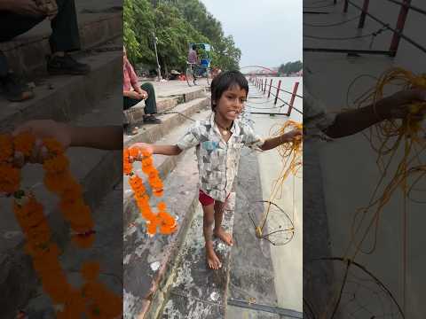 हरिद्वार😱में मिला बच्चे को🤔खजाना #trend #food #foodshorts #trending #shorts #youtubeshorts