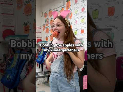 Bobbing for apples with my kindergarteners 🍎🤣 #teacher #classroom #school #apple