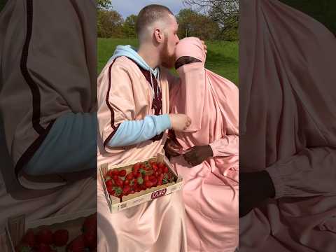 Islamic Beauty #hijab #shorts #muslimfamily #islimicvideo #shortvideo #love #happy #hijabi #music