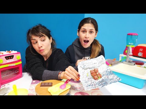 Ayşe ve Ümit ile Dubai Çikolatası Yapımı! 🍫 Kız Çocuklar İçin Komik Video!