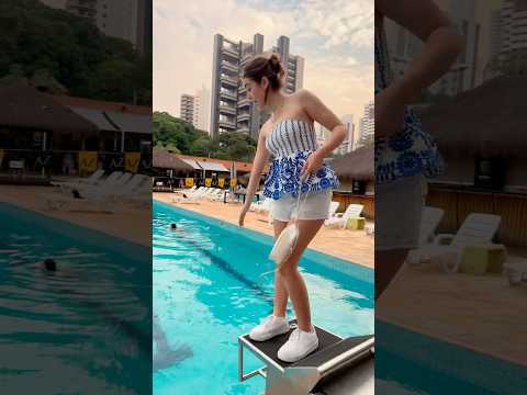 Piscina …