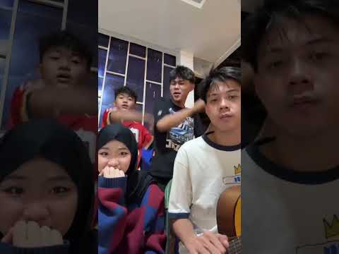 Auladi, fillix, misel, dan Karin buat tren