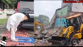मस्जिद पर बुलडोज़र DM का आदेश, वहीं निकला पुराना कुआँ, सड़क किनारे नमाज़ पढ़ी FIR दर्ज, मुसलमान क्या करे
