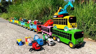WADIDAW !! Mobil Truk Tronton Panjang Bongkar Mainan Mobil Mobilan Truk Molen, Truk Mixer, Excavator