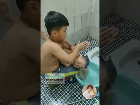 Tắm cho em #baby #betapnoithongminhsom #cute #cutebaby #babycute #edutok #funny #babylove #babygirl