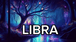 LIBRA ♎EXTRAÑA LA RUTINA QUE HACÍAN EN LAS NOCHES, ESTA EN COMPLETA SOLEDAD, LE HACES FALTA❤