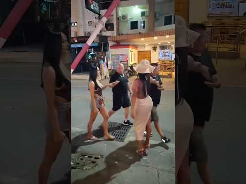 Walk in Bangkok road #bangkokcity #nightstreetexplore #travel #bangkokthailand #shorts