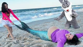 🧜‍♀️🏖️ Sereia grávida capturada pelo coelho 🐰 na praia - Valentina