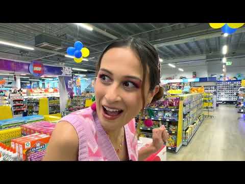 STIEKEM SLlJM TESTEN in EEN SPEELGOED WINKEL! || Fan Friday