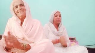 गोरख जी बेठा धुणा लाएं चिमटा तों थारा बाज रहा गोरखनाथ 🙏❤️👍 माया 