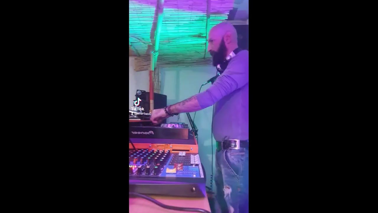 @DjOmar