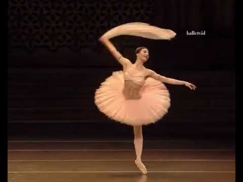 Can always go back to watch this variation🌟 Video credits to: balletvid #ballet #balletdancers