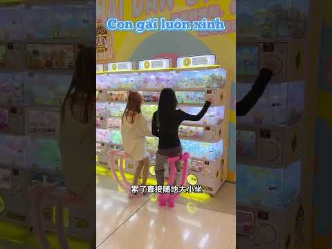 Giày Cao Gót Kiêm Ghế Ngồi Cho Hội Chị Em