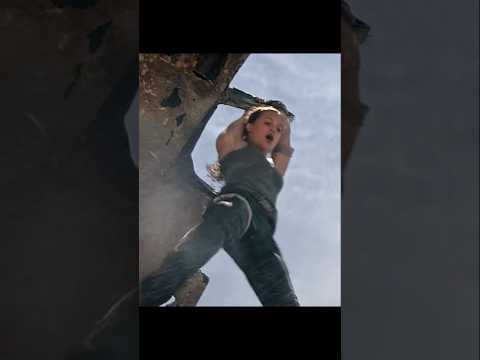 🔥💥 Lara Croft's Death-Defying Escape! | Tomb Raider (2018) Epic Waterfall Scene 🌊✈️💪