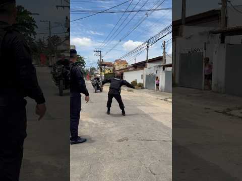 Sai da frenteeee🤬🚔