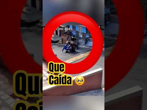 Domiciliario se cae de su motocicleta #calles #rappi #policia #infraction