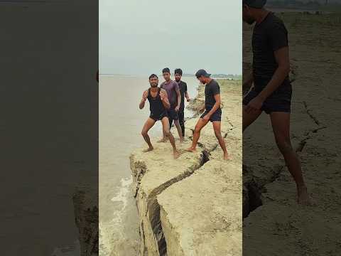 please support kijiye... #shortreels#virdavan #flip #funny #comedy #viralreels#army #song