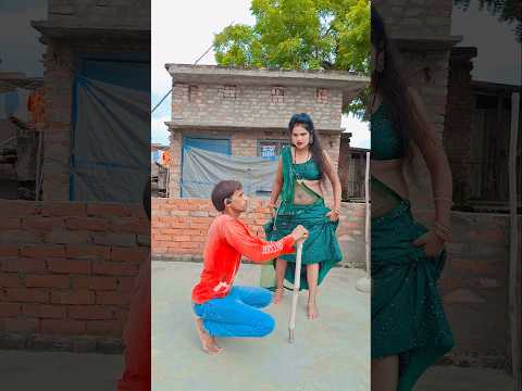 Bahut garmi hai tere mein #bollywood #dialogue #comedy #youtube