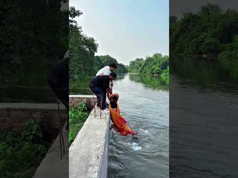 Support kijiye bhaiya 🥲😭#shorts #youtubeshorts #shortvideo #funny #viralvideo #song 🥲😭🥲🥲🥲