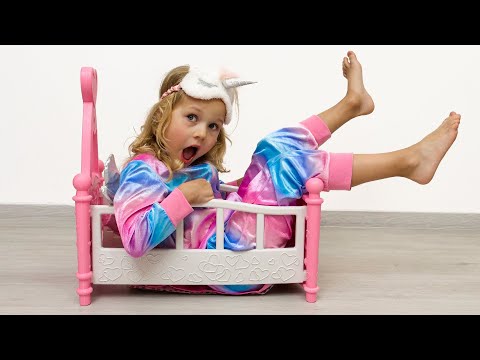 Lily Pretend Plays with Mommy | Funny Stories for Kids!