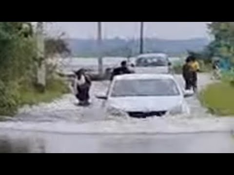 തൃശ്ശൂരിൽ പലയിടത്തും വെള്ളപ്പൊക്കം