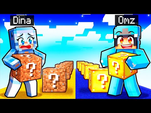 NOOB vs PRO Lucky Block Race In Minecraft With Crazy Fan Girls!