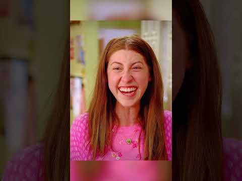 Sue is about to make a comeback.#humor  #funny #shorts #sitcom #family