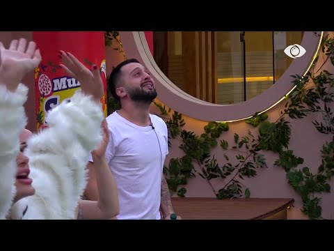 Tre parashuta për Gjestin, banori përlotet pas surprizës - Big Brother Albania VIP 4