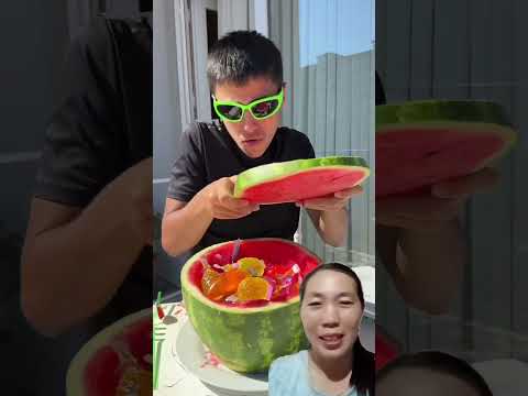 Kẹo thạch trong hộp dưa hấu bí ẩn #funny #comedy #shorts