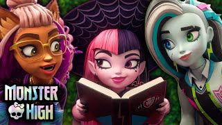 Le Boo Crew se prépare pour la journée des photos ! 📸 |  Monster High France