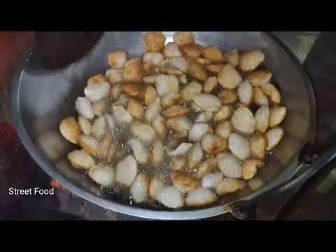 Bangladesh street food puri.