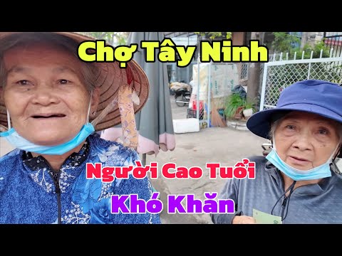 Chợ Tây Ninh Đông Người Mua Bán Người Cao Tuổi Khó Khăn Nhận Quà Hảo Tâm Từ Mỹ | Khương Nhựt Minh