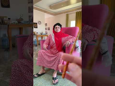 أمونة بتقلد الافلام والمسلسلات