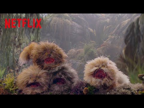 NOW STREAMING FIZZGIGS | DARK CRYSTAL: AGE OF RESISTANCE | NETFLIX