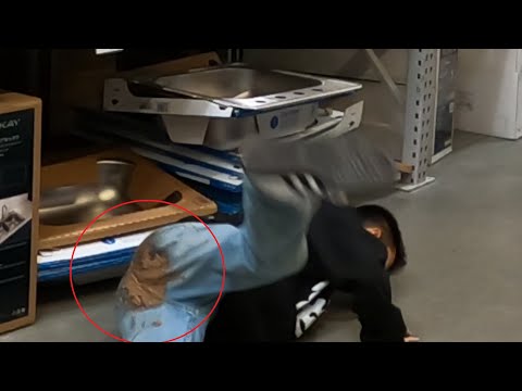 I HAD A TERRIBLE ACCIDENT IN THE STORE