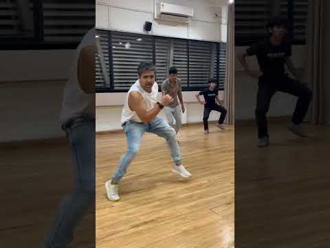 Akhiyaan Gulaab Hook Step | Dance Shorts by Shenvi