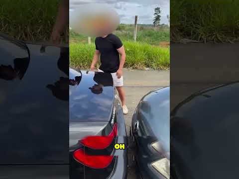 ОН ДОСТАЁТ ЗАСТРЯВШУЮ МАШИНУ САМЫМ УНИКАЛЬНЫМ СПОСОБОМ 😮