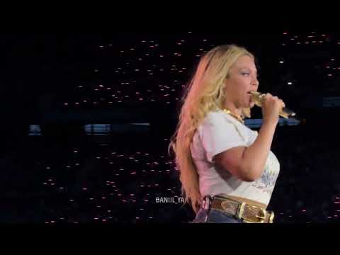 Beyoncé - SWEET ★ HONEY ★ BUCKIIN’, PURE/HONEY (Cowboy Carter Tour Live at Paris night 1) 4K
