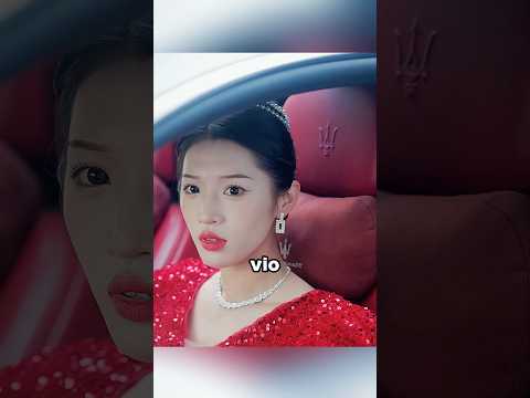 Esta mujer se cuida tan bien que se la confundió con la novia de su hijo.#shorts #love #movie