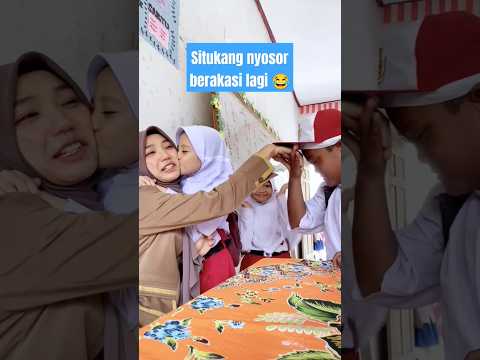 Bu guru cantik disosor terus ๐ #masasekolah