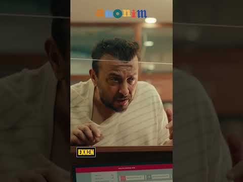 Erkan’ın bu sırada tek varlığı çizgili t-shirtü...