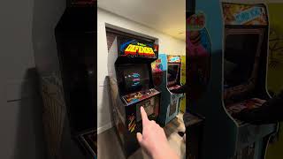 60 Second Tour of our buddy Adam’s Awesome mint restored #Arcade collection.
