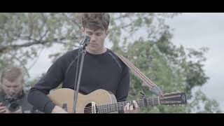 Albert Černý – Giving Up On Love (Lake Malawi)