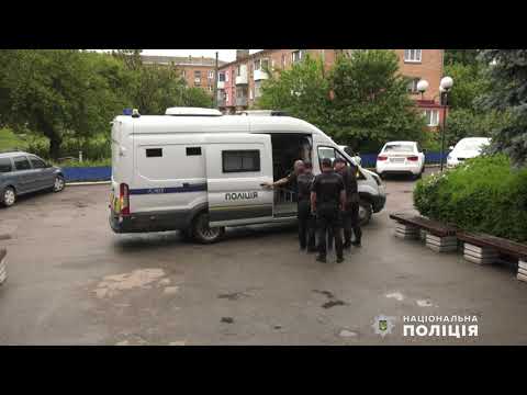 На Кіровоградщині поліцейські затримали підозрюваного у скоєнні розбоїв та вбивства подружжя